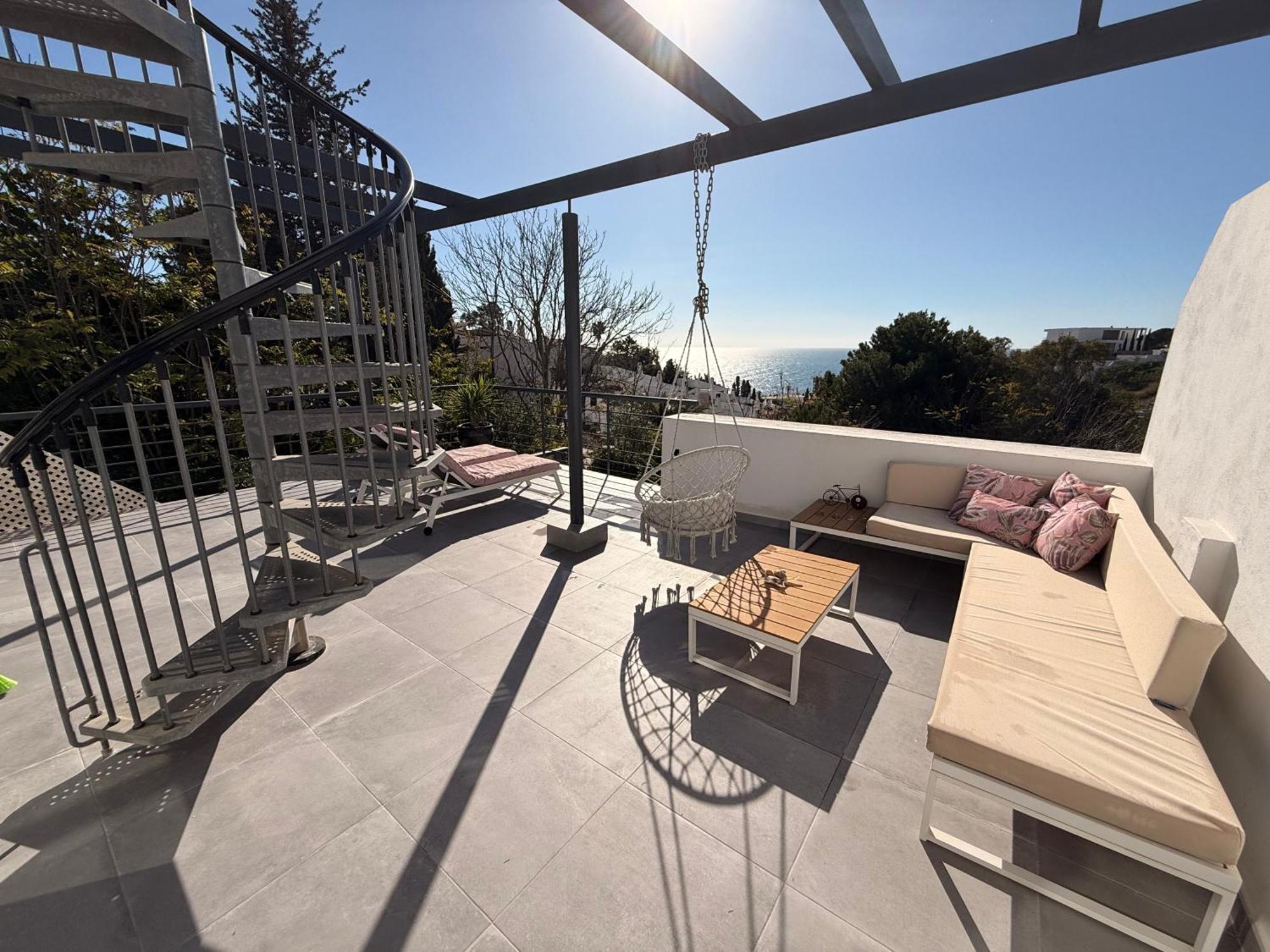 Lägenhet på 168 m² i Torremuelle, med 2 sovrum och 3 badrum  Benalmádena Exteriör bild