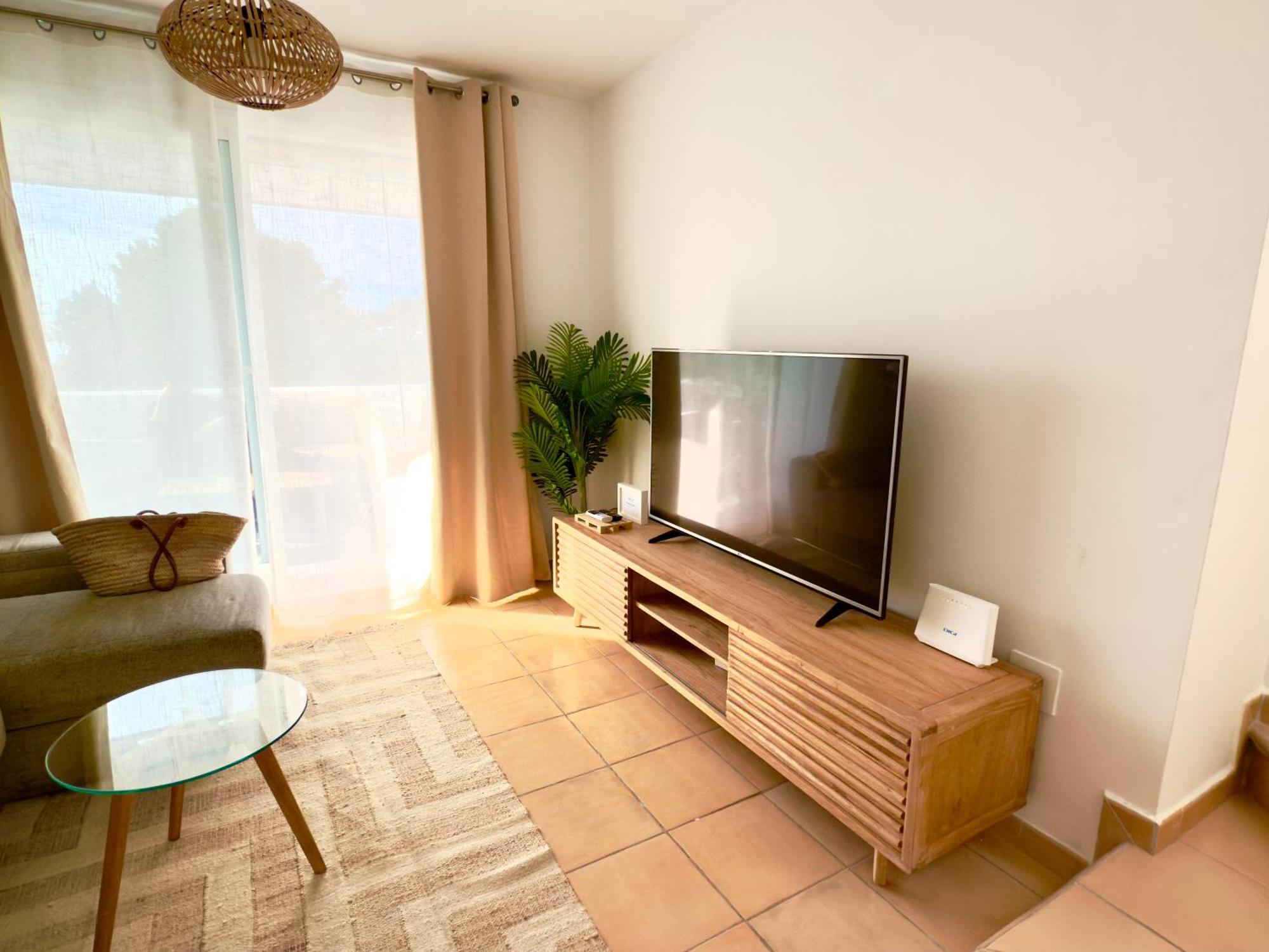 Lägenhet på 168 m² i Torremuelle, med 2 sovrum och 3 badrum  Benalmádena Exteriör bild