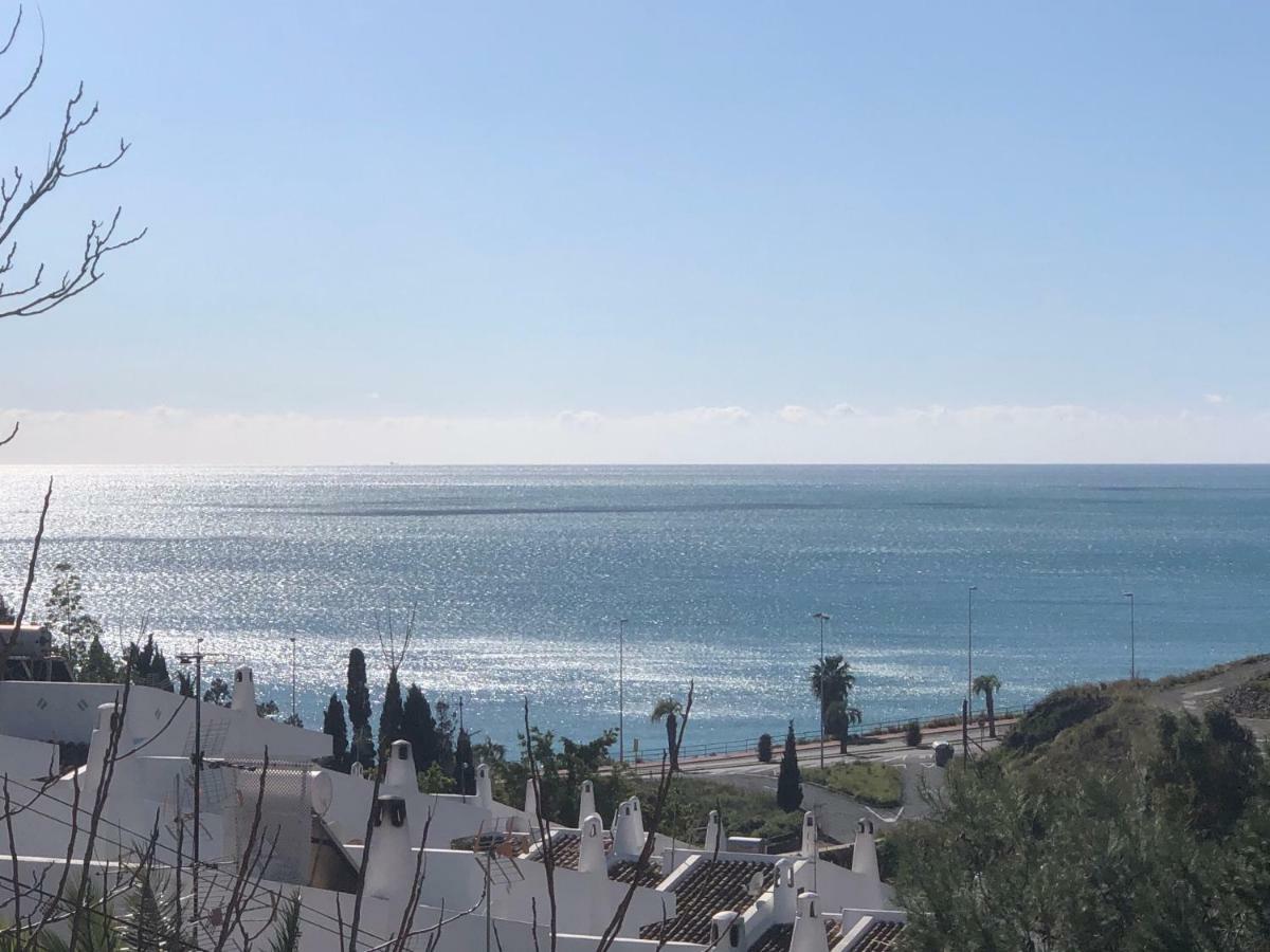 Lägenhet på 168 m² i Torremuelle, med 2 sovrum och 3 badrum  Benalmádena Exteriör bild